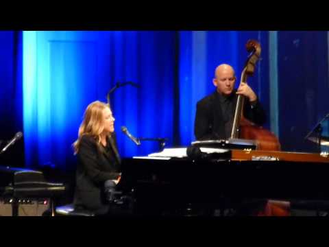 Diana Krall - If You Could Read My Mind -  live in Zurich @ Hallenstadion 16.10.15