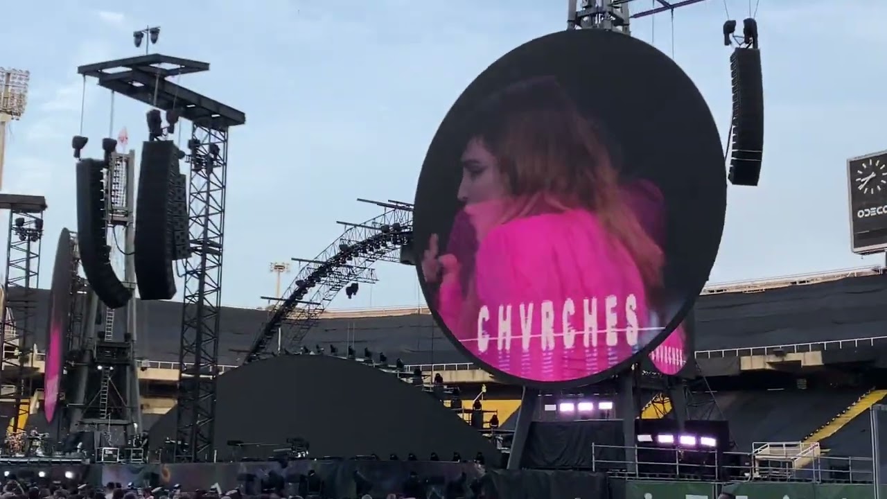 Chvrches - How Not To Drown May 28th 2023 Estadi Lluis Companys (Barcelona)