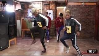 Limpopo boy takes on School kids [Bujwa Dance Battle]