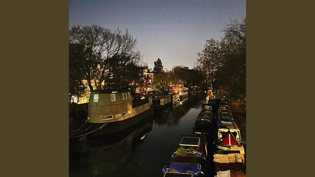 Guarda December su YouTube Guarda December su YouTube