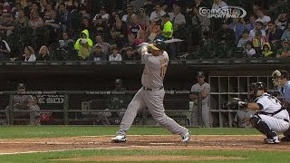 OAK@CWS: Dunn opens scoring with RBI single in 4th