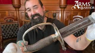 What types of swords did pirates use?