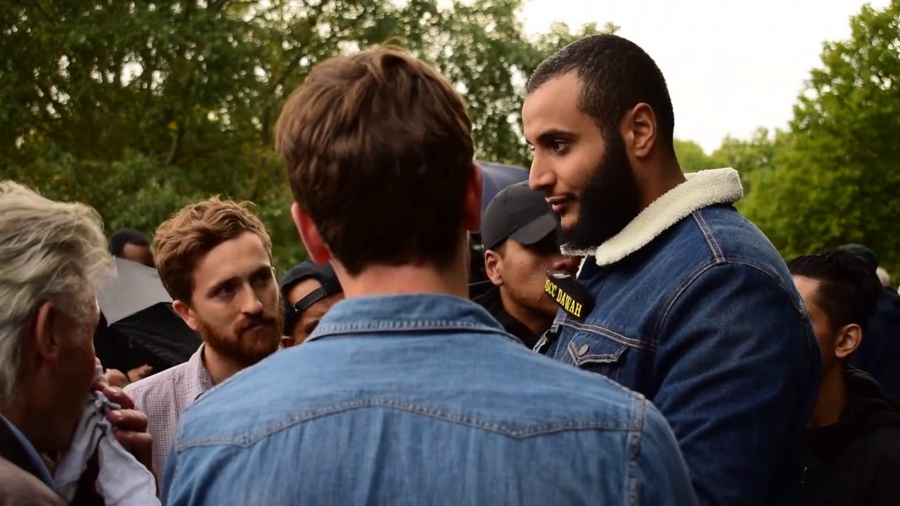 3 Clever Atheists Tell Muslim why they're Atheist