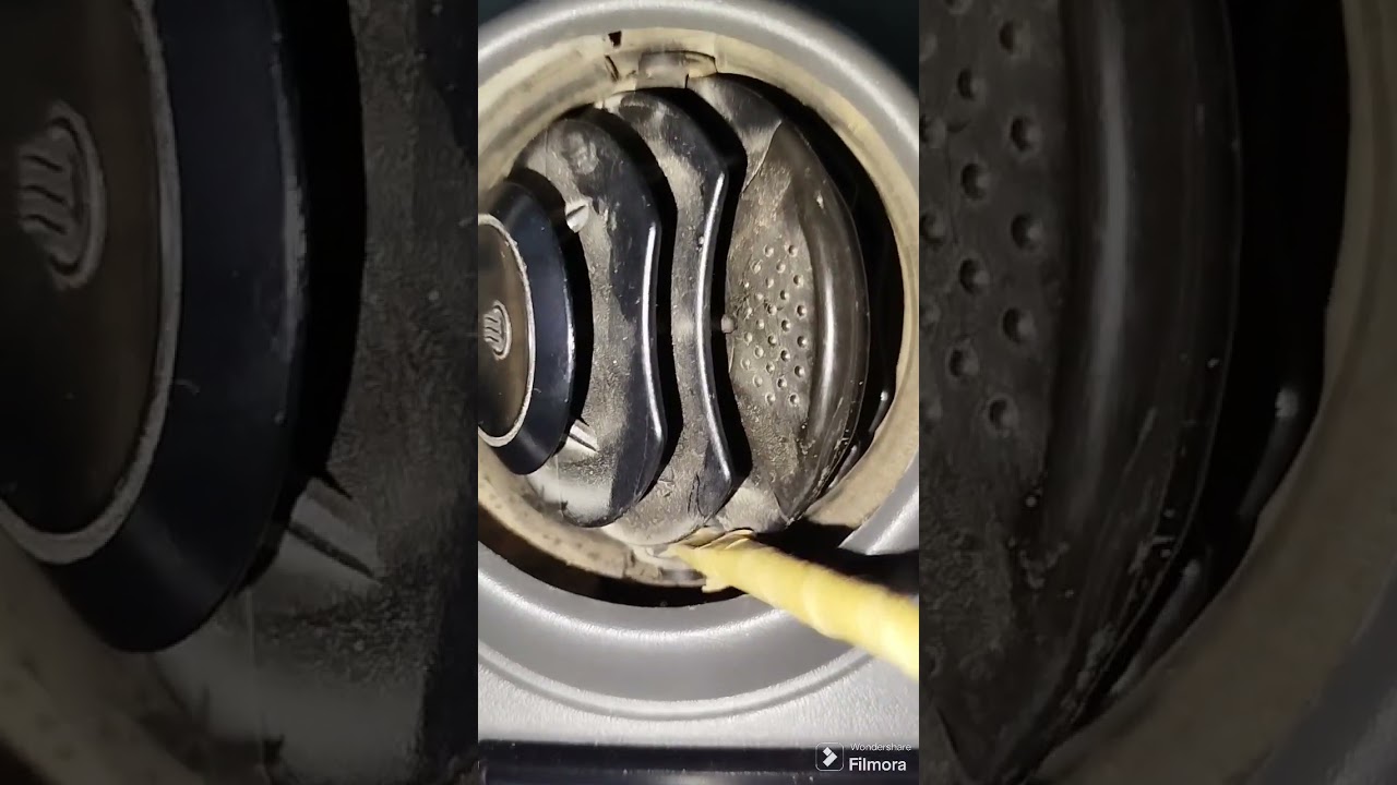 Removendo difusor de ar do Fiesta 2003, arrumando e instalando.