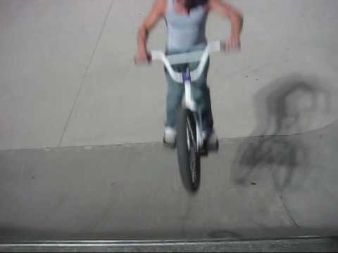 Anothony Martin-A Day At Valley Skatepark