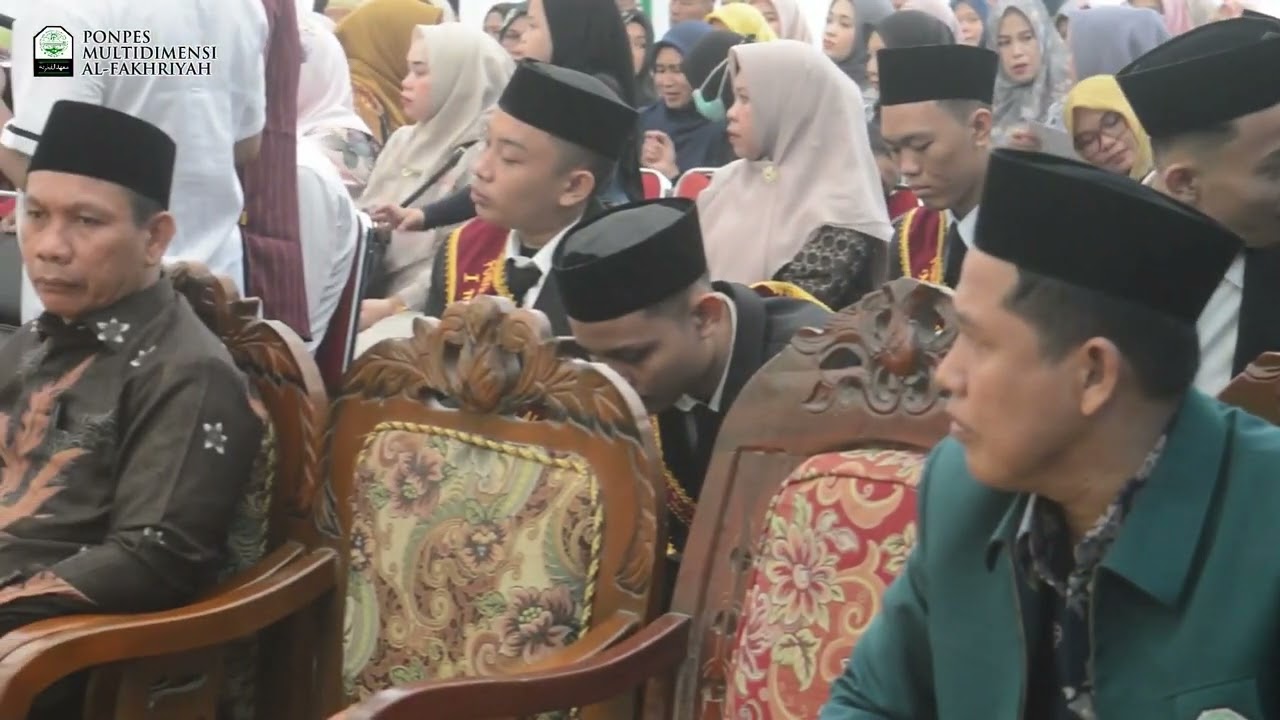 WISUDA SANTRI KE XIII & MILAD PESANTREN KE XVIII PONDOK PESANTREN MULTIDIMENSI AL-FAKHRIYAH