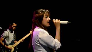 DownloadPrei kanan kiri - Ska project ft alfi chantika MP3 MP4 Prei kanan kiri - Ska project ft alfi chantika