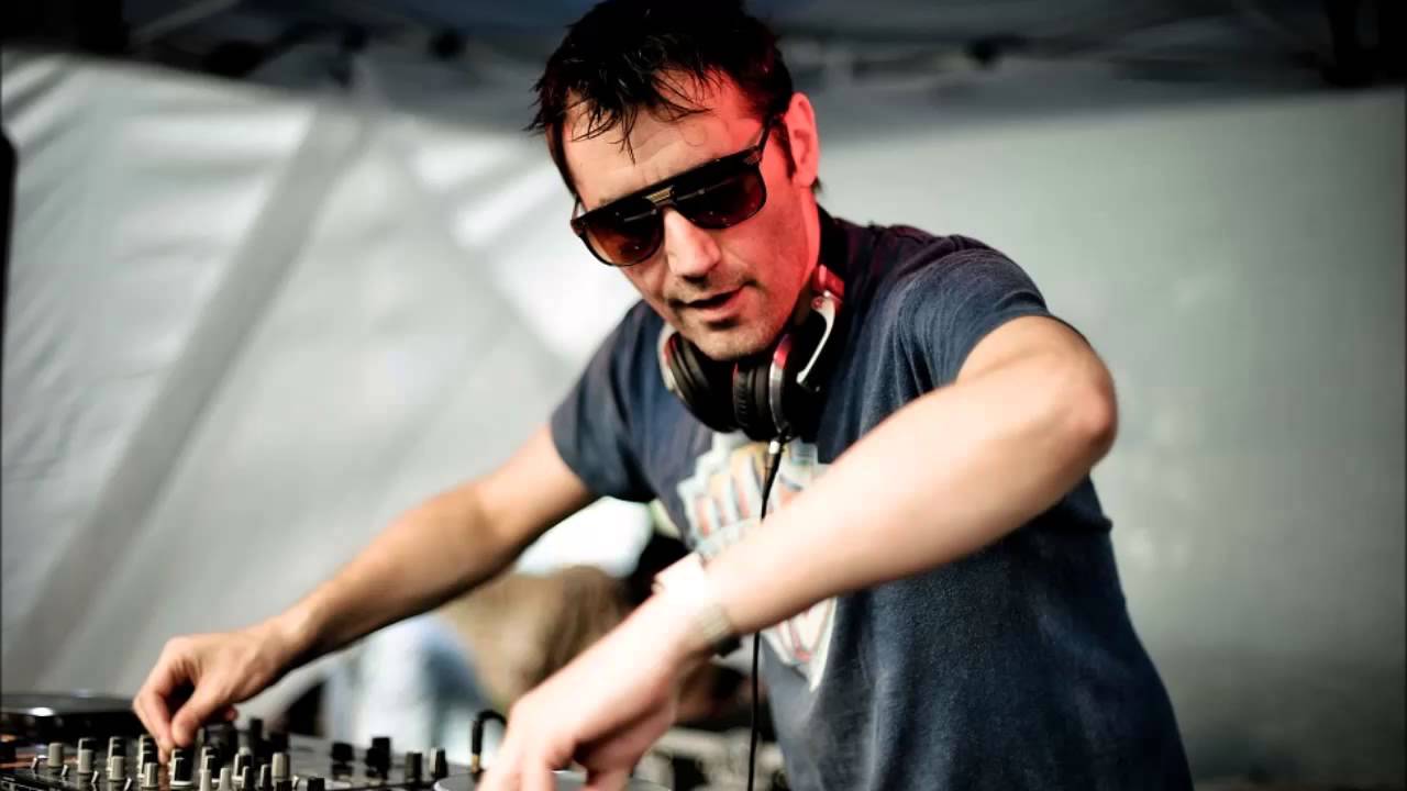 Techno dj set. Дэнни Хоуэллс. Danny Howells DJ. Дэнни Тенаглия диджей дискография. Дэнни Тенаглия диджей диски 2001.