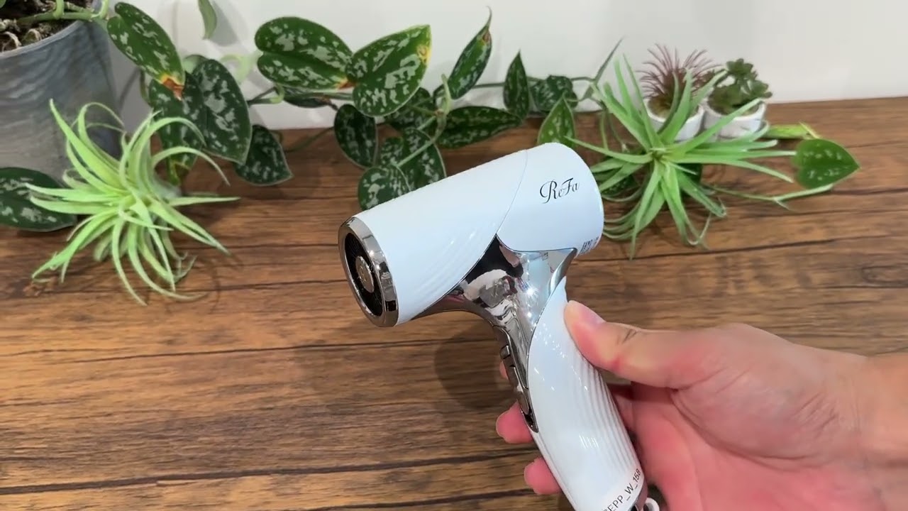 最小・最軽量 リファビューテックドライヤーSE（ReFa BEAUTEC DRYER SE