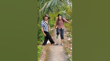 Teach the stubborn a lesson! #HanhLamofficial #Shortyoutube #kindness #help #hero #respect #action