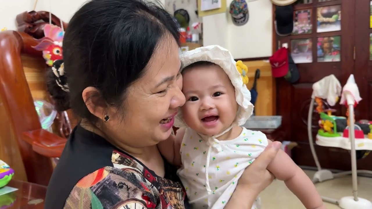 BÀ ƠI BÀ CHÁU YÊU BÀ LẮM - TUỆ NHI  | 2024 |