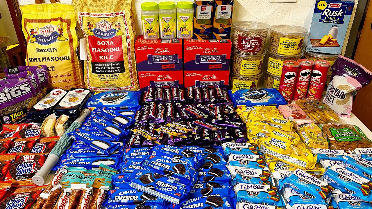 Dumpster diving 2025 Jackpot!! Chocolates, Oreo, Cookies and more!