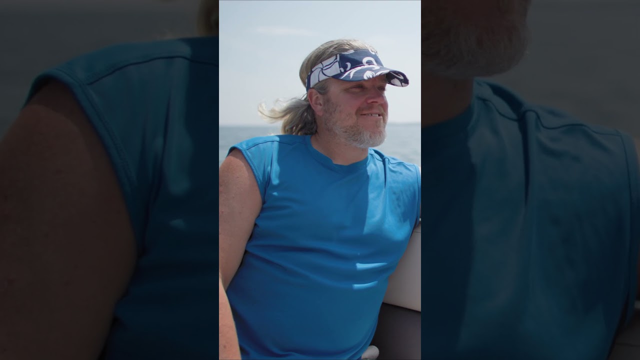 Explore Toronto's BEAUTIFUL Friday Harbour by Boat!