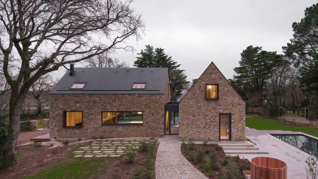 Жилой дом из старой фермы, Франция. Residential house from an old farm, France