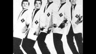 Video thumbnail of "MELLO KINGS - CHIP CHIP / RUNNING TO YOU - HERALD 536 - 1959"
