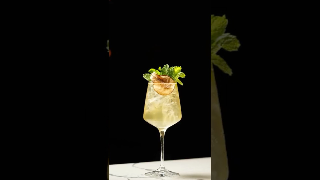 Пряный грушевый спритц 