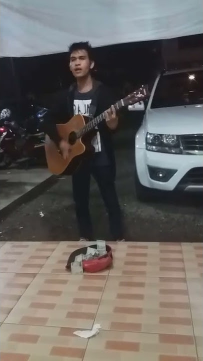 Pengamen banjar baru ...bebaskan diriku (armada cover