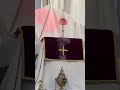 Verehrung des Kreuzpartikels in St. Maria Thalkirchen #shorts #shortsvideos #mariathalkirchen