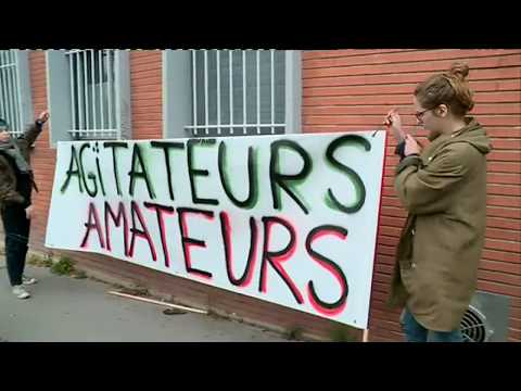 En attendant la police, le blocage se poursuit à l'université Jean Jaurès de Toulouse