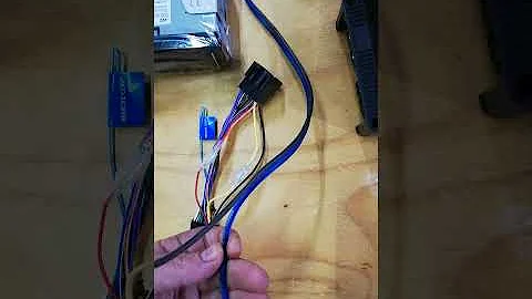 how to fix car audio noise. buzz hiss whining #shorts #jvc #focal #kicker