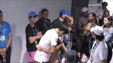 Roger Federer - Hugs, Kids and Ice cream🍦