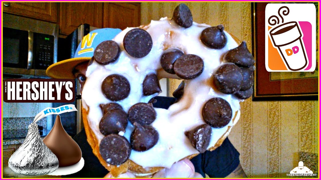 Dunkin' Donuts® | Hershey's® Kisses™️ Donut Review! 🍫😗🍩