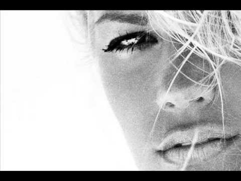 Natasa Bekvalac Gubim Tlo Pod Nogama Karaoke