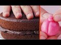 Line The Cake With Chocolate Bars – The Result Will Blow You Away!