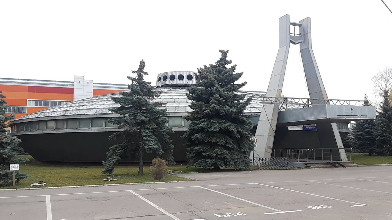 Бывшая территория азлк