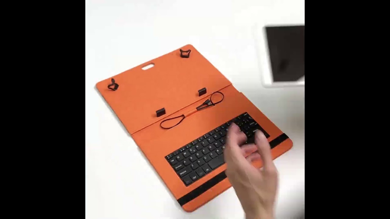 Universal 7" Tablet Keyboard Case | Micro Usb Wired Folio Cover