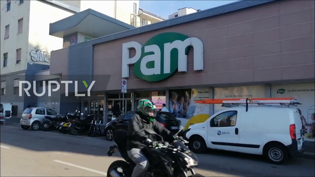 Italy: Milan residents empty supermarket shelves amid coronavirus panic