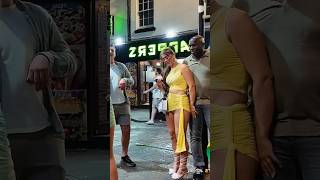 الحياة الليلية في ليفربول 🇬🇧 بعد منتصف الليل مايو 2025 #streetparty #beautifulgirls #viralshorts