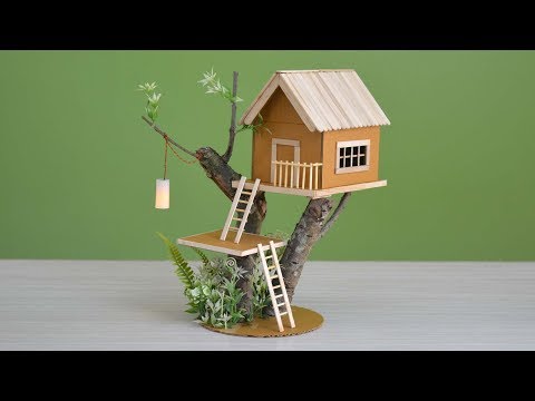 Video: A House On A Tree