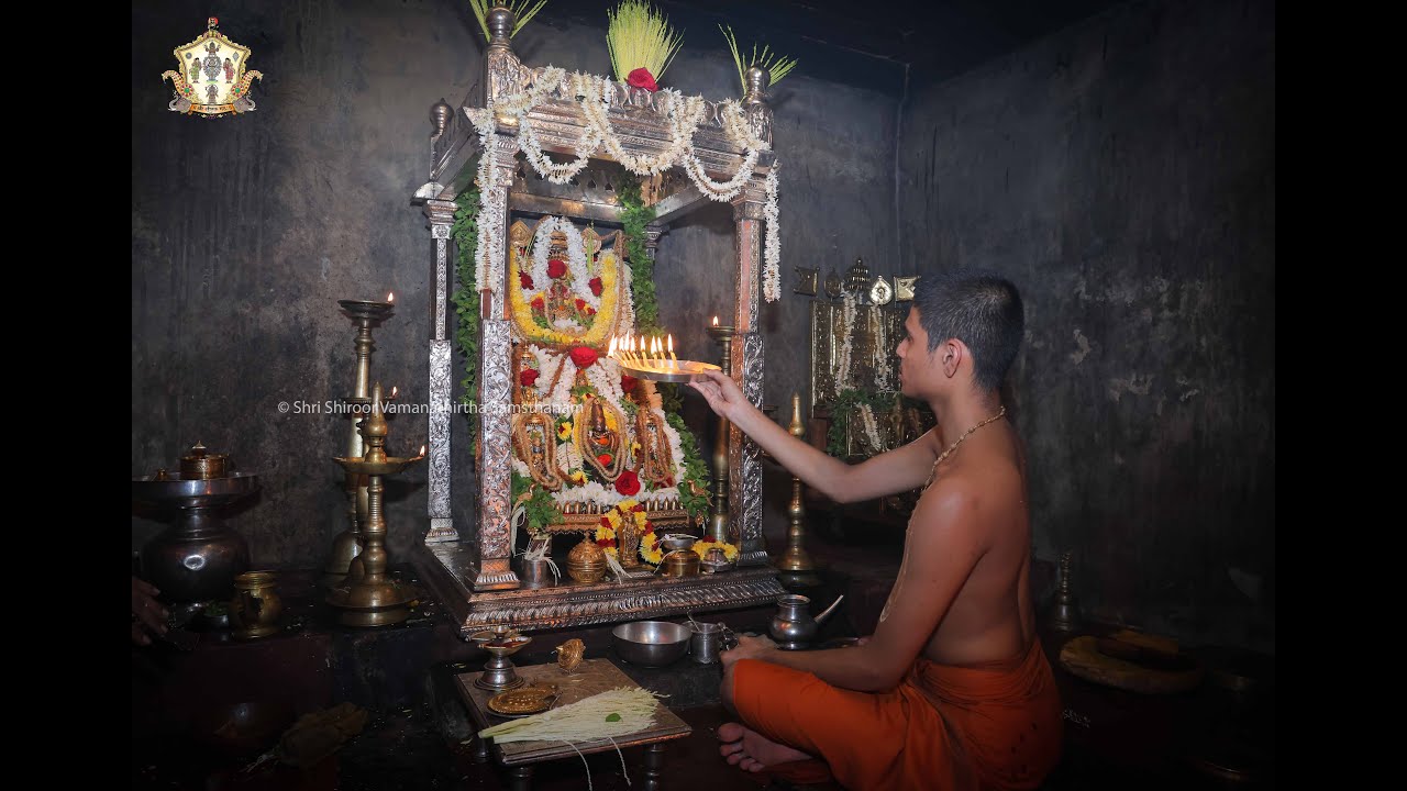 Samsthana Puje By Shri Vedavardana Thirtaru of Shiroor Matha@Shri VenkateshamurthyHomeCh18-22May2025