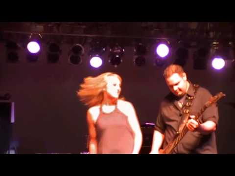 Putar Waitin' on Sundown - Country Rock Party