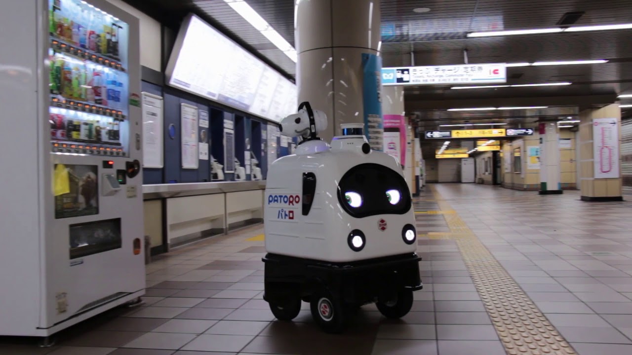ZMPの自動運転ロボ「PATORO」が東京メトロの駅構内を自動で消毒 - YouTube