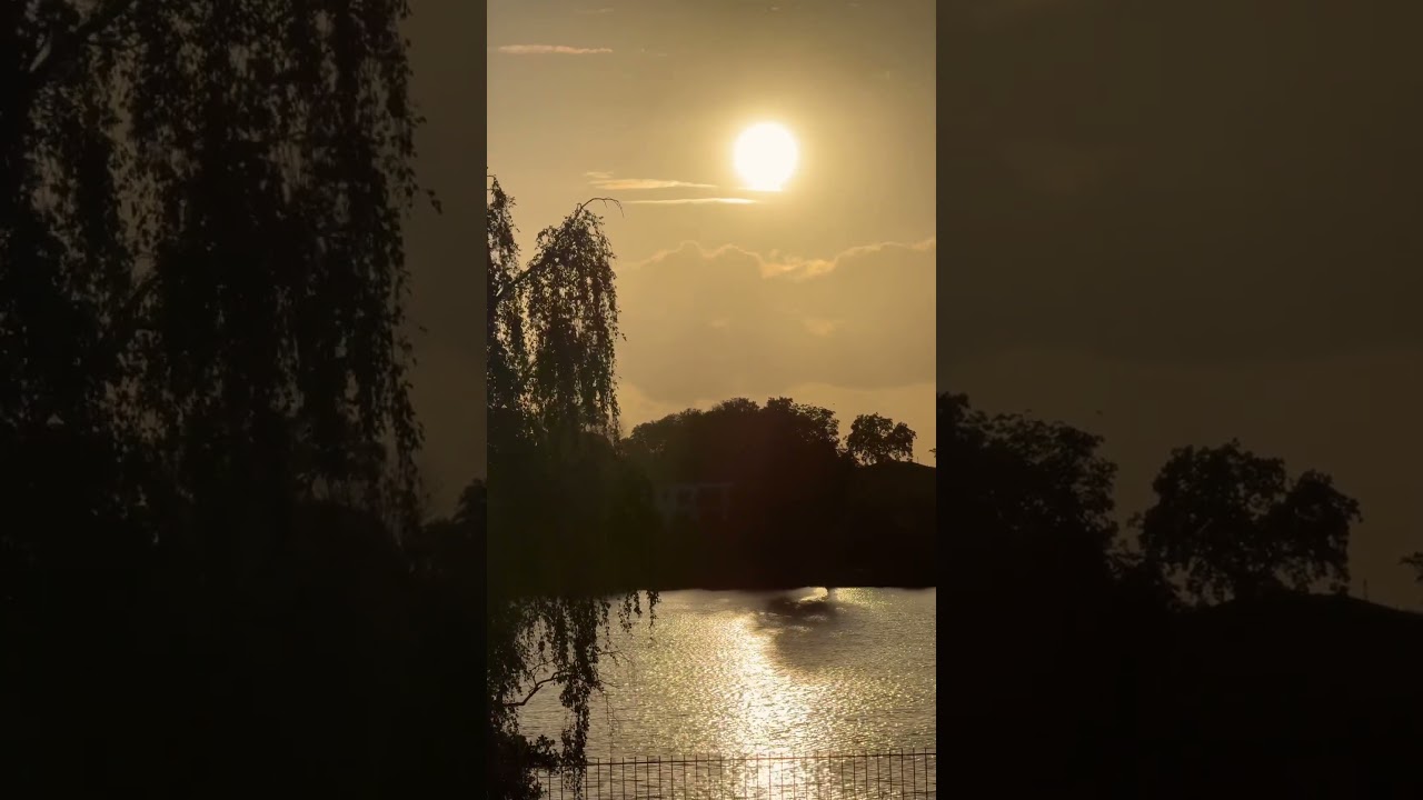 “The last golden days of summer… 🌅 