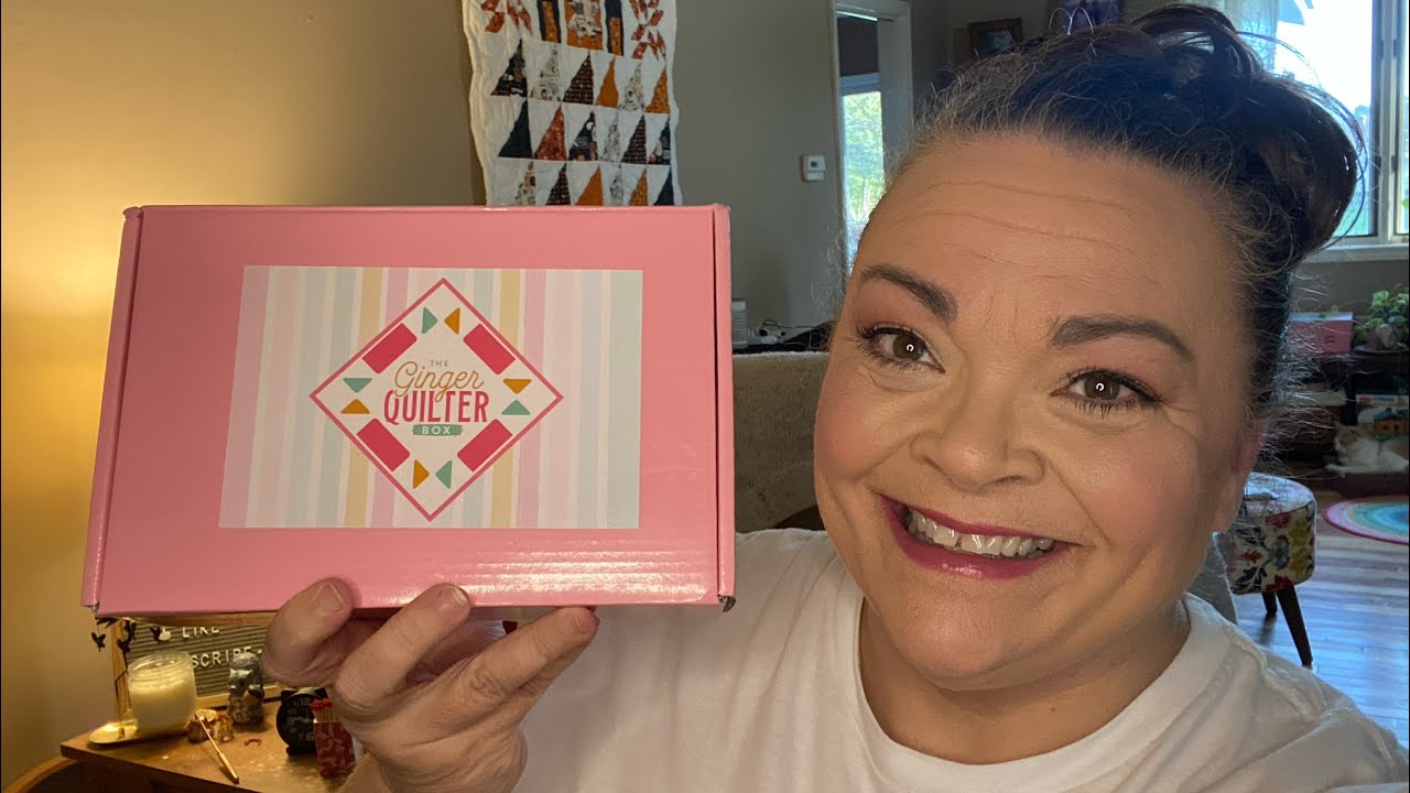 Стёганое одеяло Ginger Quilter — октябрь 2025 г.