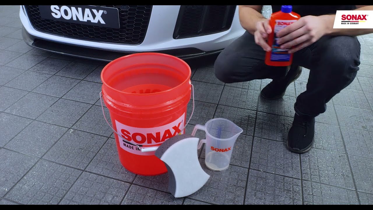 SONAX XTREME Ceramic Boosted Shampoo - Keramiskt bilschampo med förseglande effekt