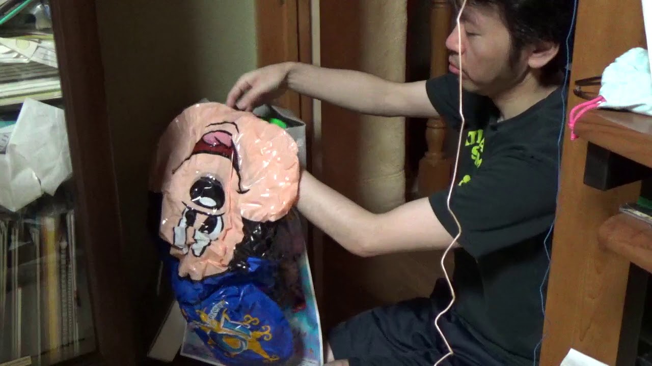 久しぶりにヘリウムガスボンベを借りて風船を膨らませてみた…