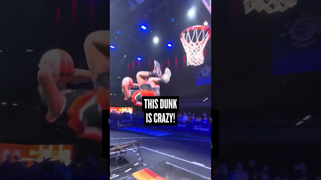 This dunk is CRAZY 🤯