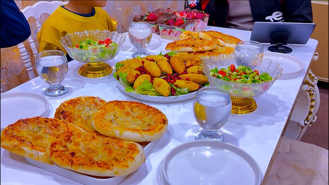 روتين اليوم تحضير العشه كبه مقليه مقرمشه تجنن بالبرغل والتمن وتحلايه سريعه خطيررره جرّبوها 