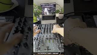 POV: mixing on xone92 simple groove #groove #techno #groovetechno