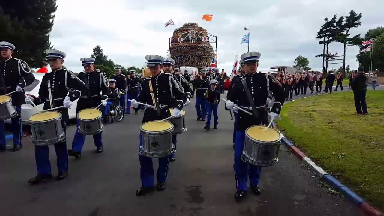 Pride of Ballymacash Flute Band on route to lisburn to join the main Somme commemoration parade