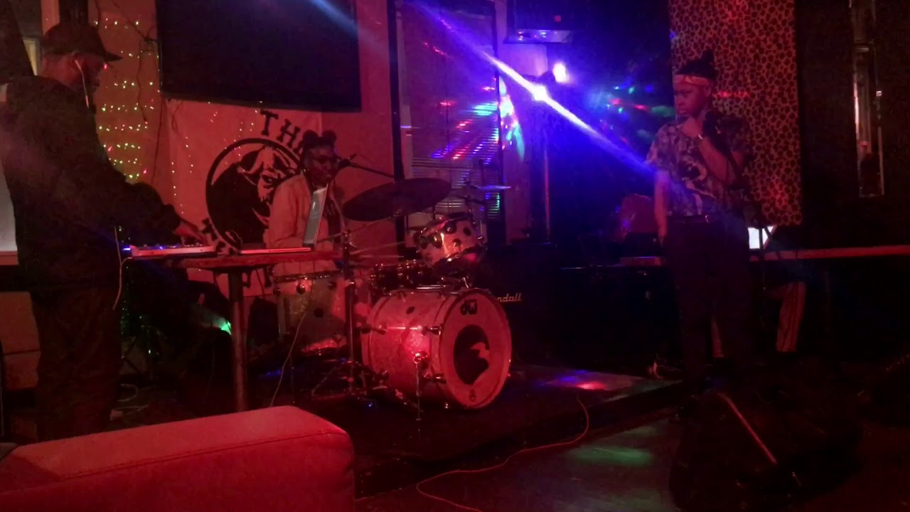 PLANET.MD & KENDRICK LAMAR (female drummer)