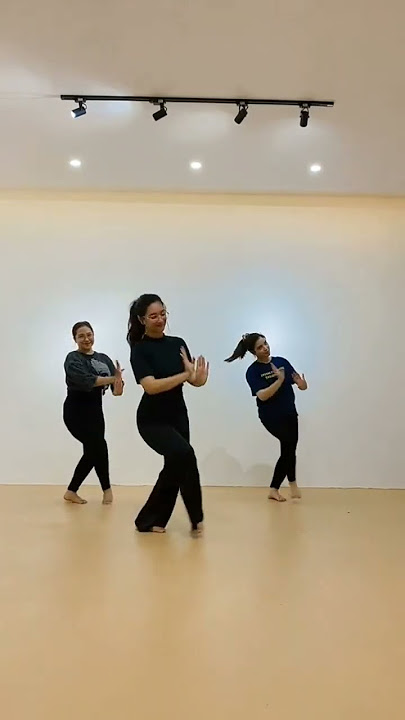 Tari Melayu by @sanggar_ayuputri