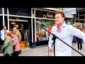 В Мире Животных - Спел известную музыку из телепередачи СССР на улице Европы