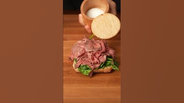 Simple Sandwich Series #54: Roast beef breakfast sando #shorts