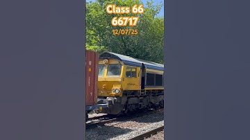 Class 66 GBRf giving great tones but who is that who wants to be in the video ? #trainspotting #gbrf