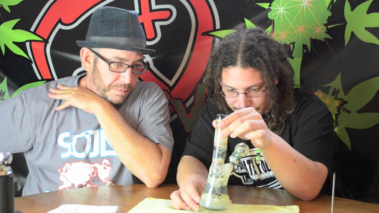 DAB LAB TV - Product Review #27 (Arik Krunk Mini Tube "SCOUT" #0 - 710 SPECIAL)